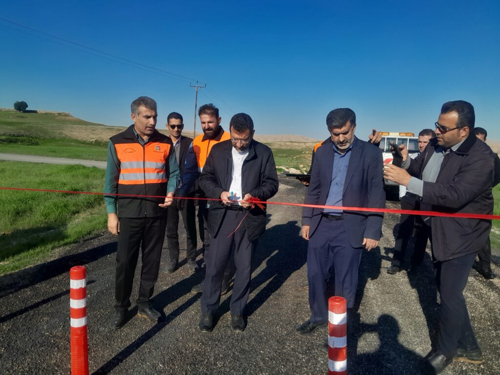 افتتاح چندین پروژه عمرانی و جاده های روستایی با اعتباری بالغ بر ۲۰۰ میلیارد ریال در شهرستان مسجدسلیمان