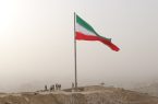 بام شهر در مسیر شکوفایی / اهتزاز پرچم پرافتخار ایران بر بلندای مسجدسلیمان
