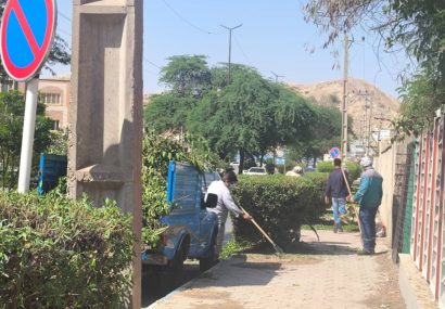 تداوم خدمات عام‌المنفعه در حوزه فضای سبز توسط شرکت بهره‌برداری نفت و گاز مسجدسلیمان