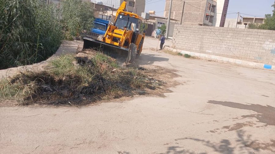 آغاز عملیات پاکسازی و نخاله‌برداری در چند نقطه سطح شهر مسجدسلیمان 