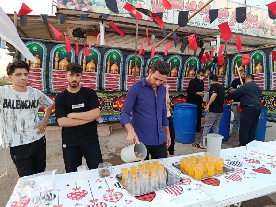 برپایی موکب هیئت محبین الرضا (ع) در منطقه بی بیان مسجدسلیمان
