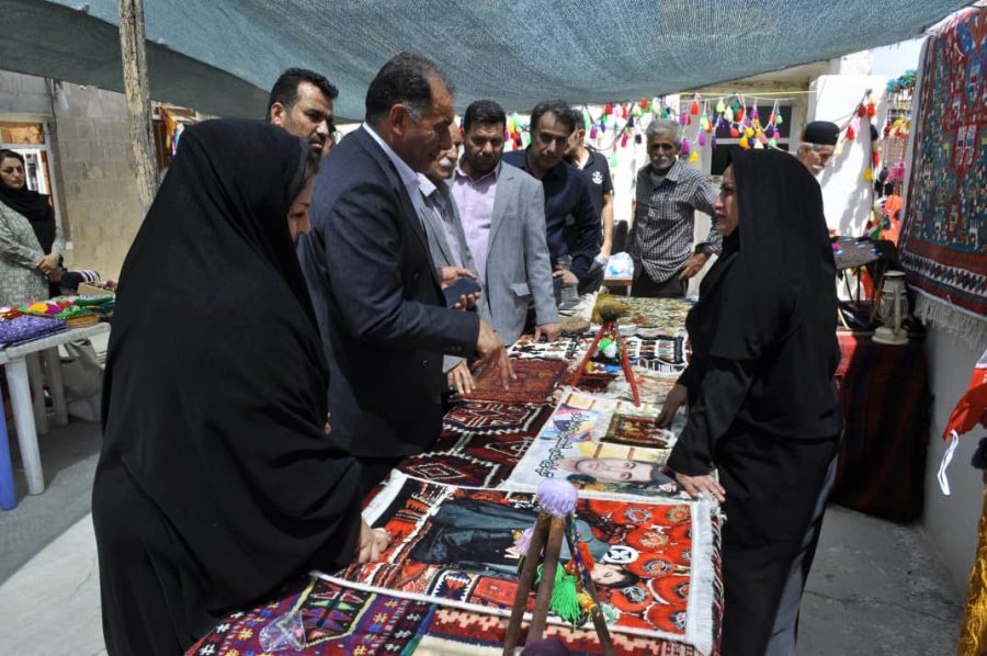 افتتاح روستا بازار و نمایشگاه صنایع دستی در مسجدسلیمان با حضور مسئولان استانی و شهرستانی
