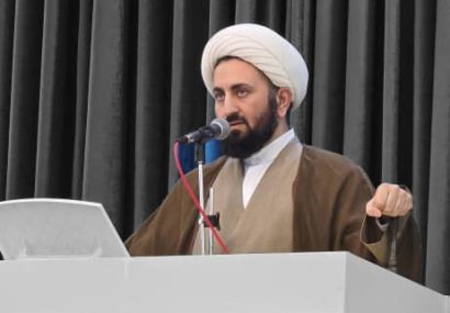 مردم فرق مسئول خدمتگزار که بصورت جهادی در حال تلاش است را با مدیران کم کار می فهمند