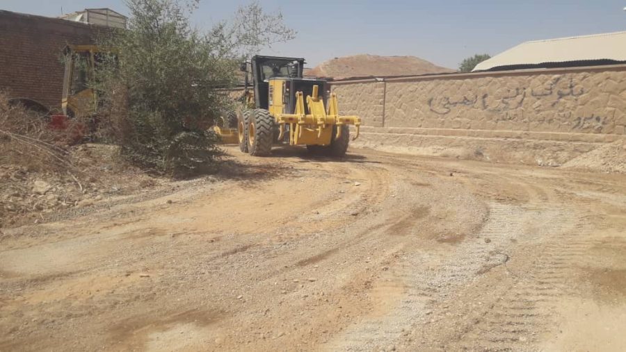 ساماندهی محوطه بیرونی آرامستان بهشت زهرای چهاربیشه با اجرای عملیات عمرانی