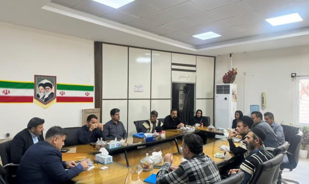 توزیع ۲۱ پنل خورشیدی در شهرستان مسجدسلیمان جهت توانمند سازی عشایر