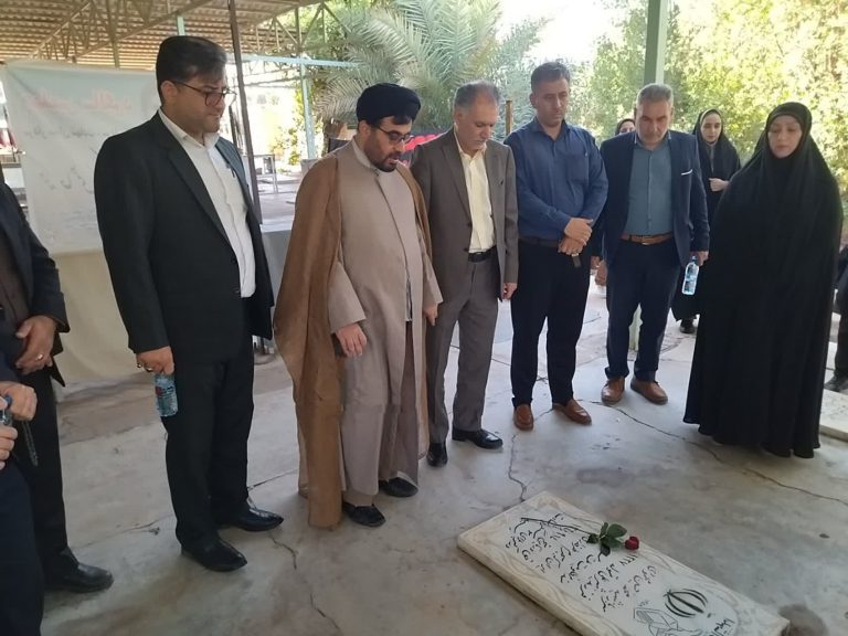 برگزاری مراسم غبارروبی و تجدید میثاق مسئولان قضایی مسجدسلیمان با آرمان‌های دفاع مقدس در گلزار شهدای چهاربیشه
