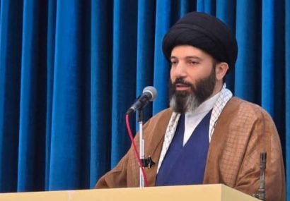تریبون نماز جمعه فقط جایگاه خطبه خوانی نیست بلکه تریبون مردم و مطالبه گری برای مبارزه با فساد است
