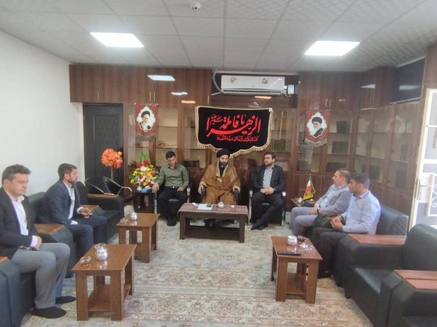 دیدار شهردار و اعضای شورای شهر گلگیر با امام جمعه مسجدسلیمان