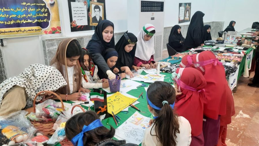 برنامه‌های فرهنگی کانون پرورش فکری، محور جلوه‌های آیینی همایش «مادر و دختران فاطمی» + تصاویر