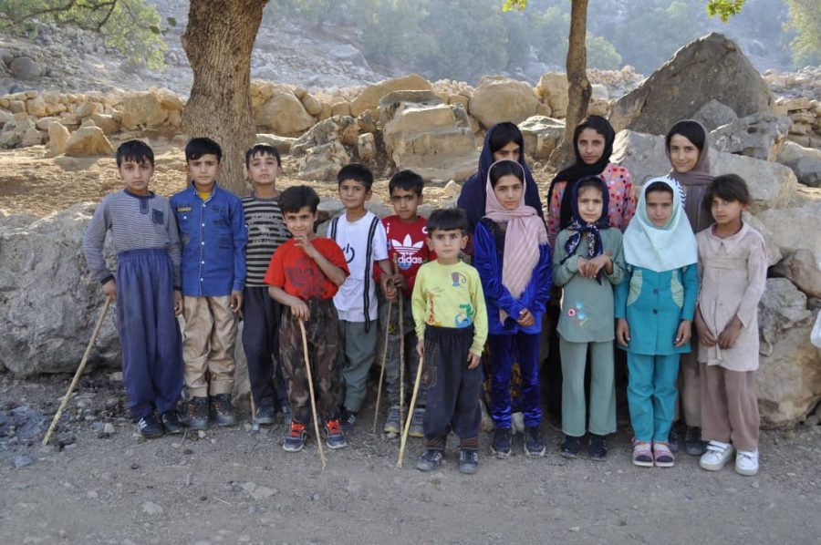 ادامه مسیر نیک‌اندیشی در خوزستان / نهمین پویش انجمن مهر زردکوه برای حمایت از دانش‌آموزان عشایر برگزار شد