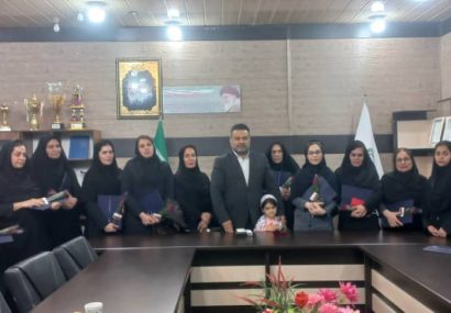 تجلیل از بانوان شاغل شهرداری مسجدسلیمان همزمان با ولادت حضرت زهرا(س) تجلیل از بانوان شاغل شهرداری مسجدسلیمان همزمان با ولادت حضرت زهرا(س)