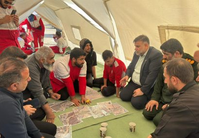 تقویت عملیات جستوجو برای یافتن مفقود سیلاب مسجدسلیمان تقویت عملیات جستوجو برای یافتن مفقود سیلاب مسجدسلیمان