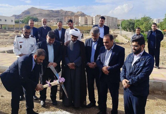 کلنگ‌زنی پایگاه جدید اورژانس ۱۱۵ در مسجدسلیمان با حضور فرماندار و نماینده مجلس