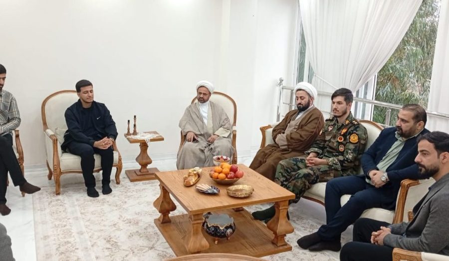 دیدار جمعی از مسئولان شهرستان مسجدسلیمان با مادر شهید مهرداد گله داری