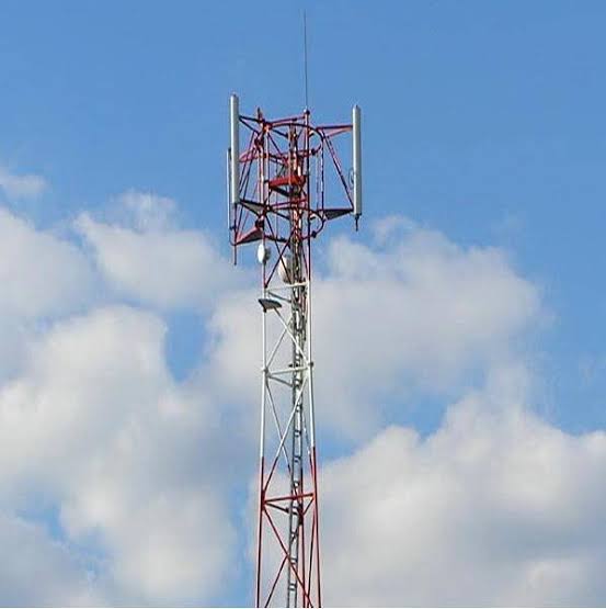 آغاز عملیات نصب دکل همراه اول و تقویت پوشش اینترنت پرسرعت در منطقه دره‌اشکفت مسجدسلیمان