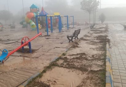 تعطیلی موقت پارک موزه برق تمبی به‌دلیل بارندگی شدید و طغیان رودخانه