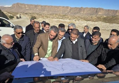 محور مسجدسلیمان-سدگدار با هدف ارتقا به راه اصلی و حذف نقاط حادثهخیز در حال تکمیل است محور مسجدسلیمان-سدگدار با هدف ارتقا به راه اصلی و حذف نقاط حادثهخیز در حال تکمیل است