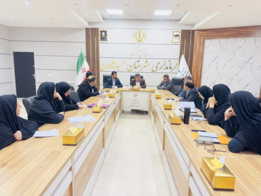 تاکید فرماندار مسجدسلیمان بر لزوم رفع فوری موانع و مشکلات کارآفرینان