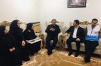 دیدار نمایندگان مجلس و مدیر شبکه بهداشت مسجدسلیمان با خانواده شهیدان رخش و بهادری