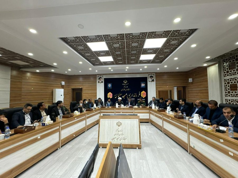 درب فرمانداری به روی مردم باز است / توسعه مسجدسلیمان با اتاق فکر جوانان و جذب سرمایه‌گذار