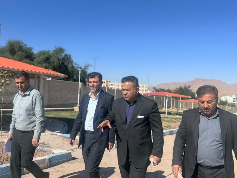 بازدید سرپرست فرمانداری مسجدسلیمان از روند پایانی احداث پارک بانوان و پل مالجونکی