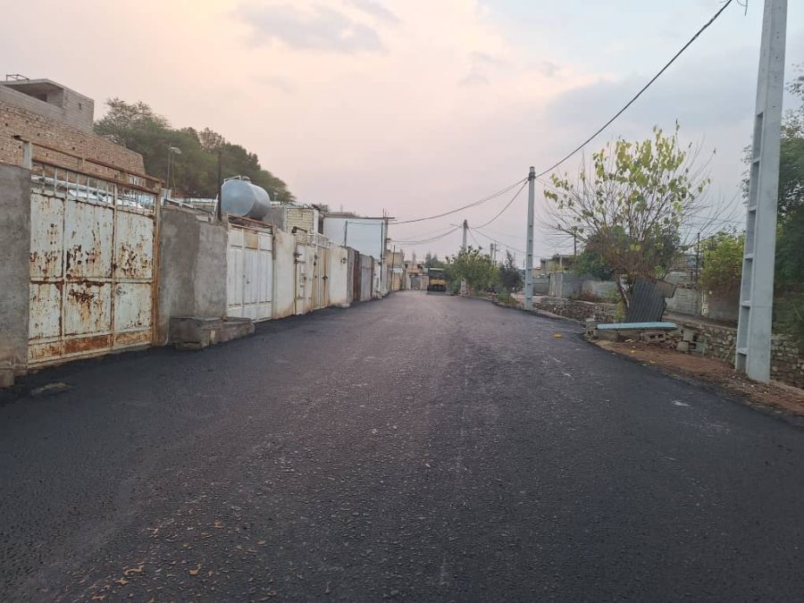 قدردانی اهالی نفتک از اقدام جهادی شهردار مسجدسلیمان در آسفالت معبر جنب باشگاه سوارکاران