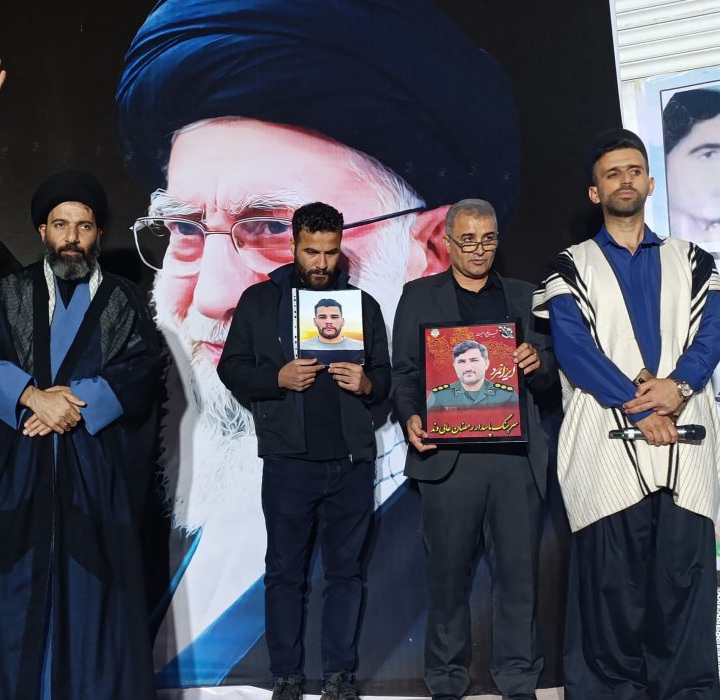 راهپیمایی و تجمع هیئات مذهبی، کانون مداحان و سوگینه‌خوانان مسجدسلیمان به همراه طایفه ململی در حمایت از نیروهای مسلح و تجدید بیعت با مقام معظم رهبری