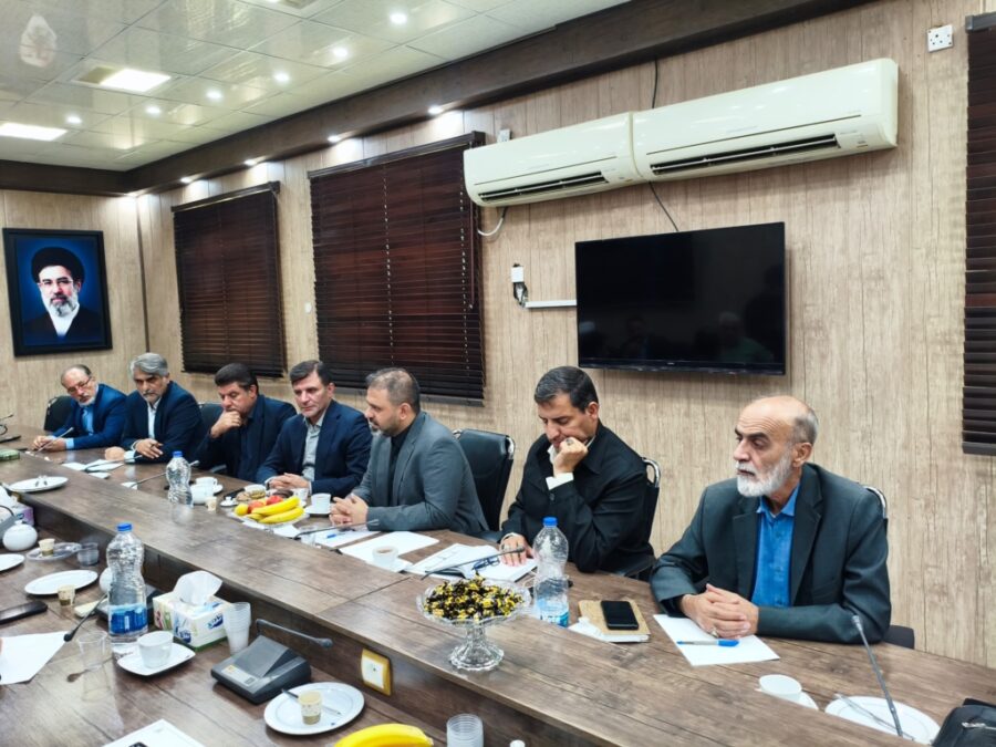 نشست نماینده مجلس و فرماندار مسجدسلیمان با مسئولان دانشگاه آزاد و علوم پزشکی استان برای توسعه آموزش عالی شهرستان