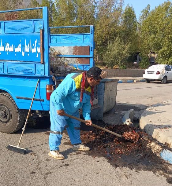 مسجدسلیمان در مسیر پاکیزگی؛ عملیات گسترده پاکسازی در گرمای بالای ۵۰ درجه