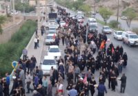 راهپیمایی جاماندگان اربعین حسینی(ع) در مسجدسلیمان برگزار شد؛ شهرداری در خط مقدم خدمات‌رسانی به عزاداران