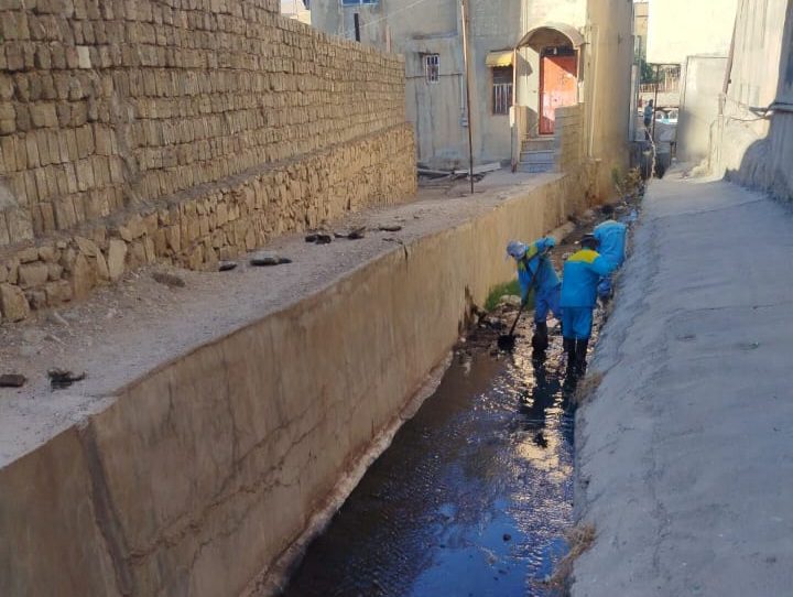 خدمت‌رسانی گسترده شهرداری مسجدسلیمان برای پاکسازی معابر و لایروبی کانال‌ها