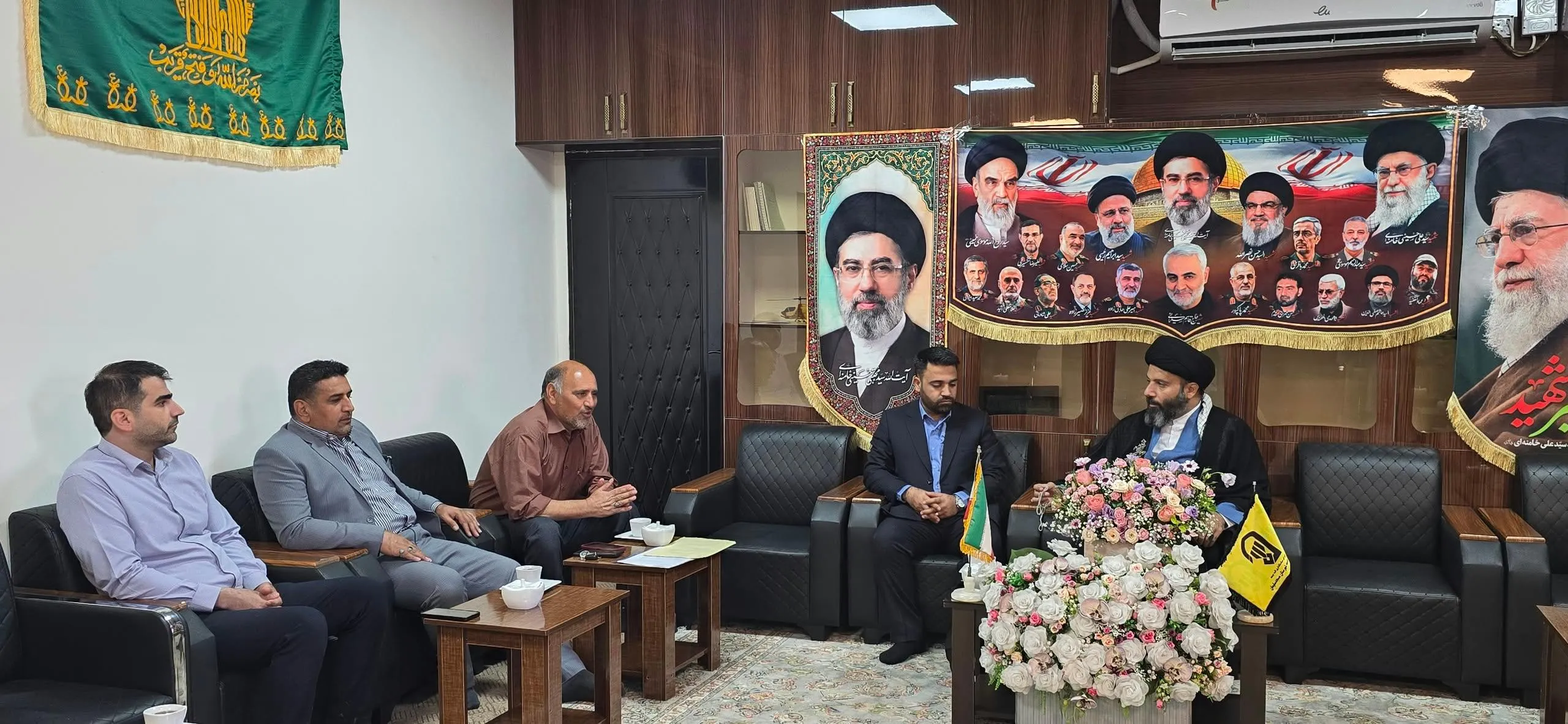 دیدار مدیریت شهری عنبر با امام جمعه مسجدسلیمان؛ تأکید بر تقویت فعالیت‌های فرهنگی